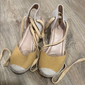 Women's Tan Espadrille Flats